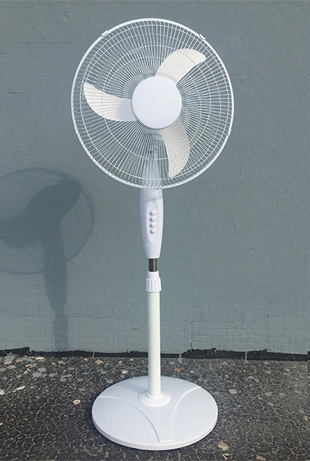 16 Inch 12V DC Solar Stand Fan