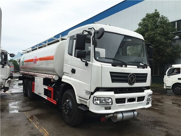 Dongfeng 6x4 20-25CBM Fuel oil tanker Truckes