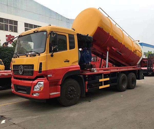 Dongfeng 6x4 15-18CBM  Fecal Sewage Suction Trucks