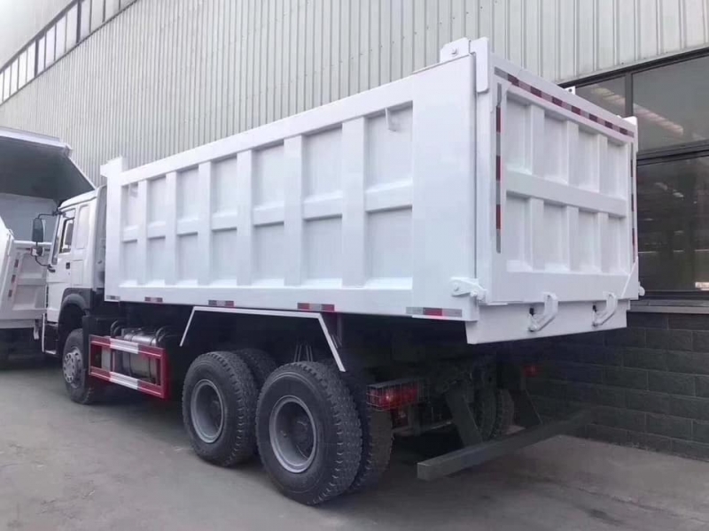 HOWO 6X4 10 Wheels  Tipper Dump Trucks