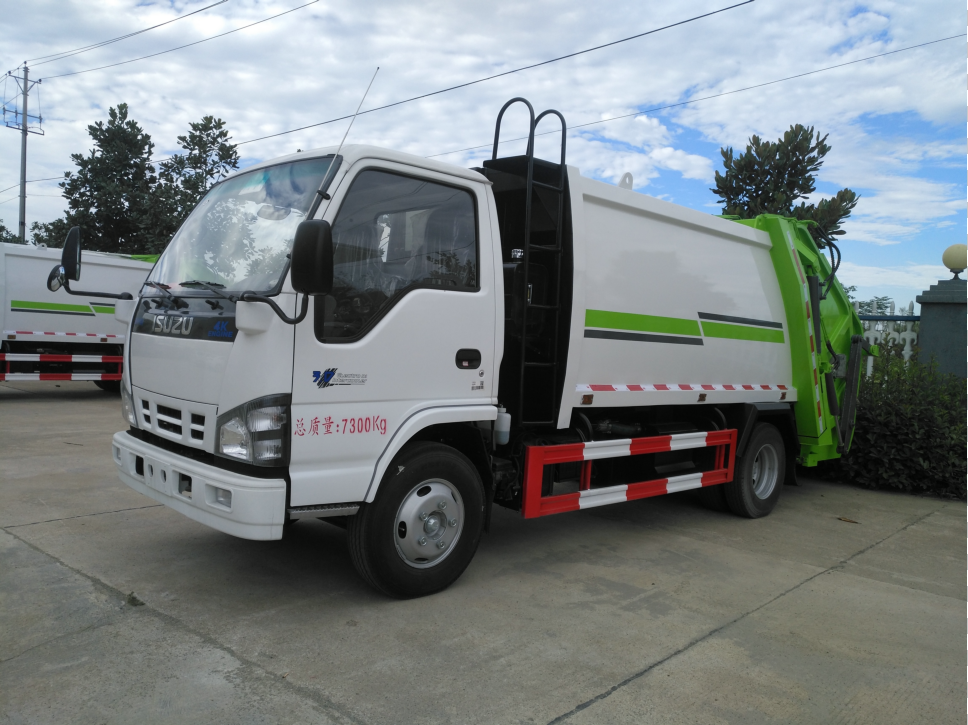 ISUZU 5 CBM Garbage Compactor  trucks for Waste Collect