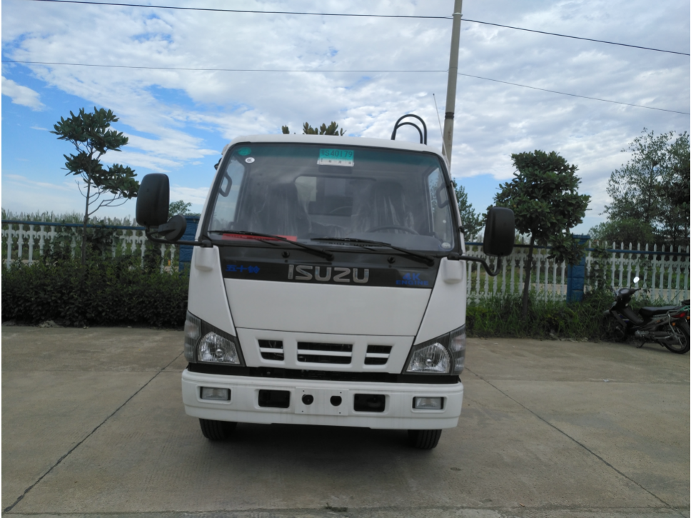 ISUZU 5 CBM Garbage Compactor  trucks for Waste Collect